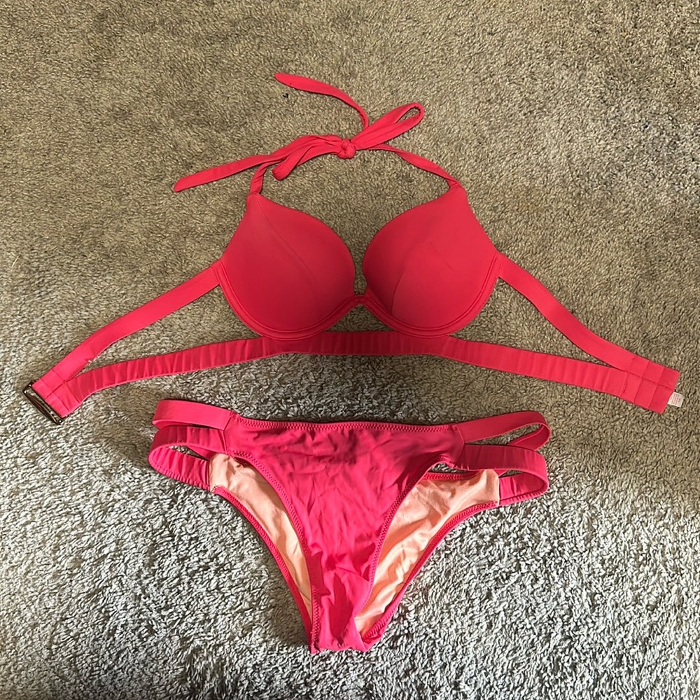 Victoria secret push-up leopard bikini 34b and medium bottoms